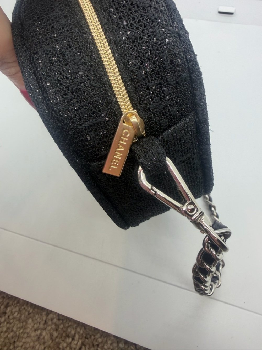 CHANEL Black Makeup Bag Crossbody - Picture 5 of 8
